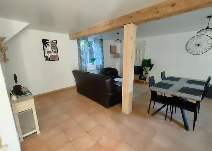 Chaleureux Au Coeur Du Village Appartamento *
